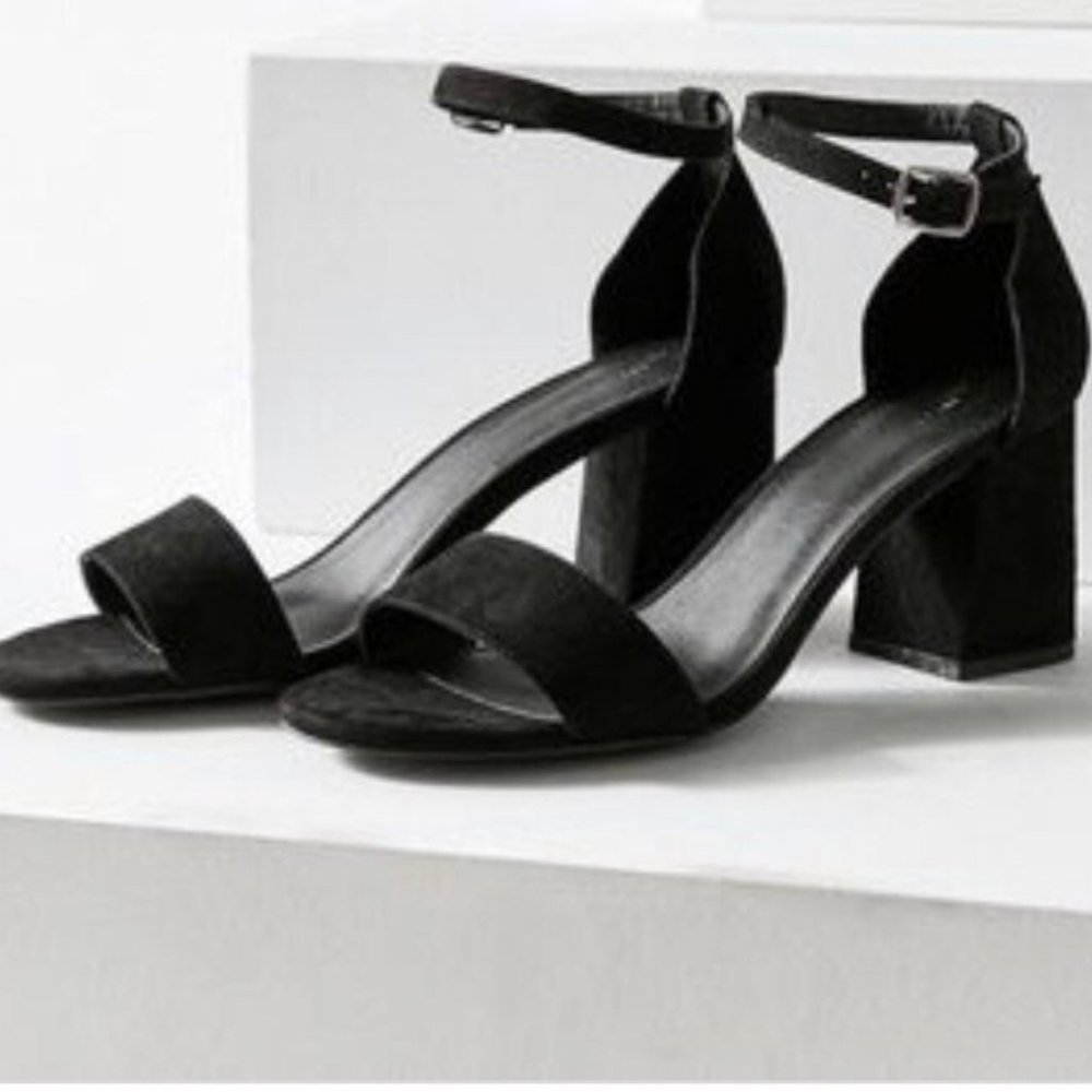 Urban Outfitters Black block heels